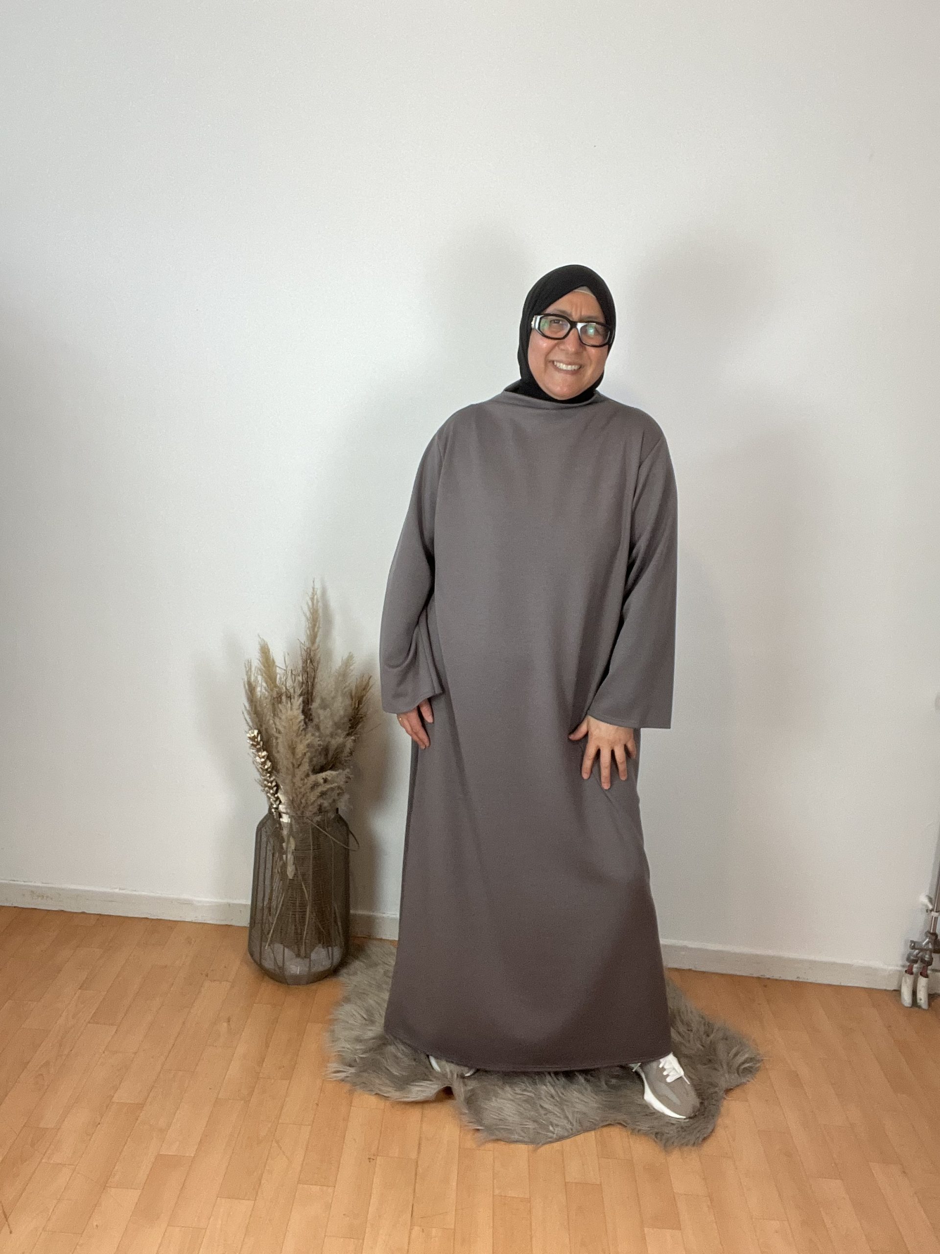 ROBE COL MONTANT – Image 3